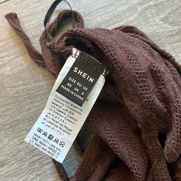 shein cutout tops - Picture 3 of 3